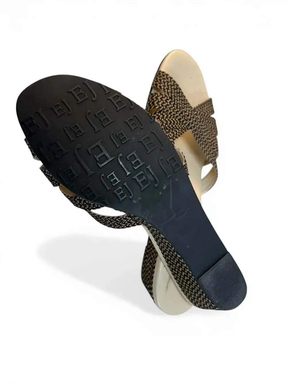 Eric Javits NY Woven Rafia Wedge Sandals | 8.5